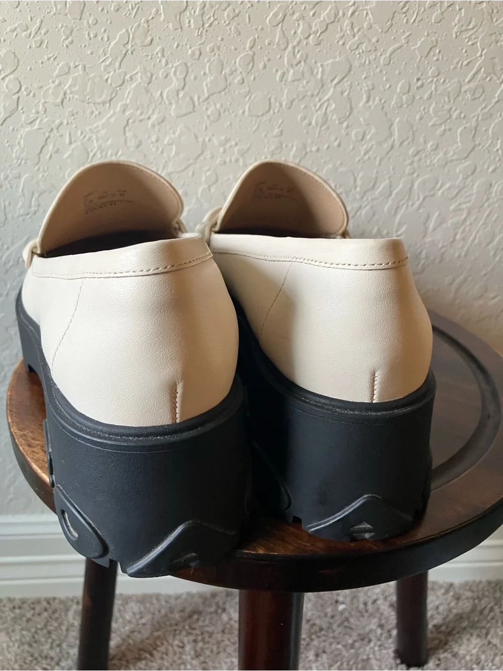 COACH: Cream Ruthie (CM587) platform Leather Lug-Sole Loafers- 9.5